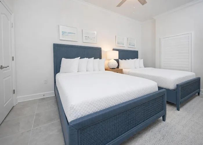 Phoenix Gulf Towers 1208 Apartment
